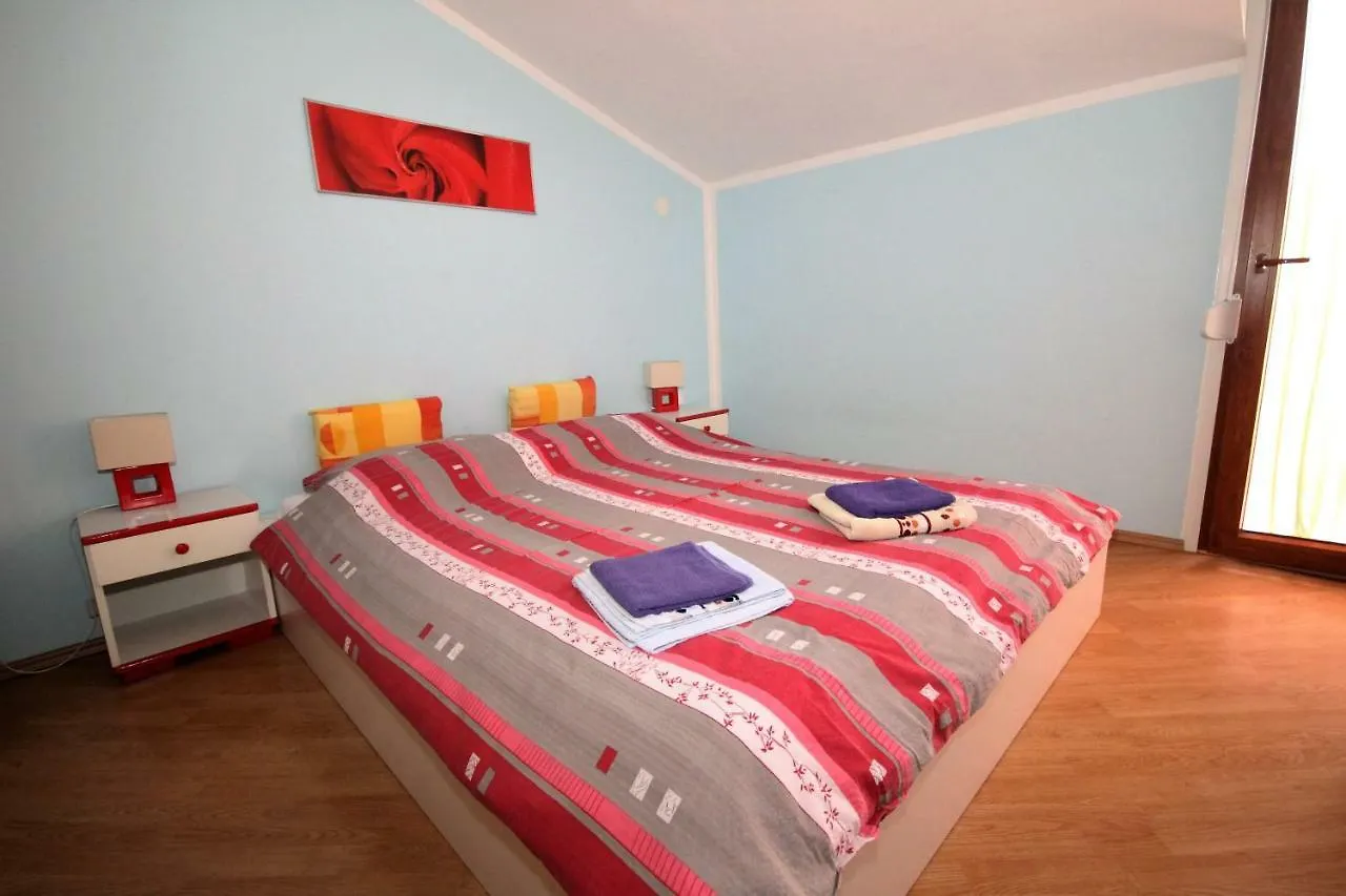 Apartments Sersic Baška