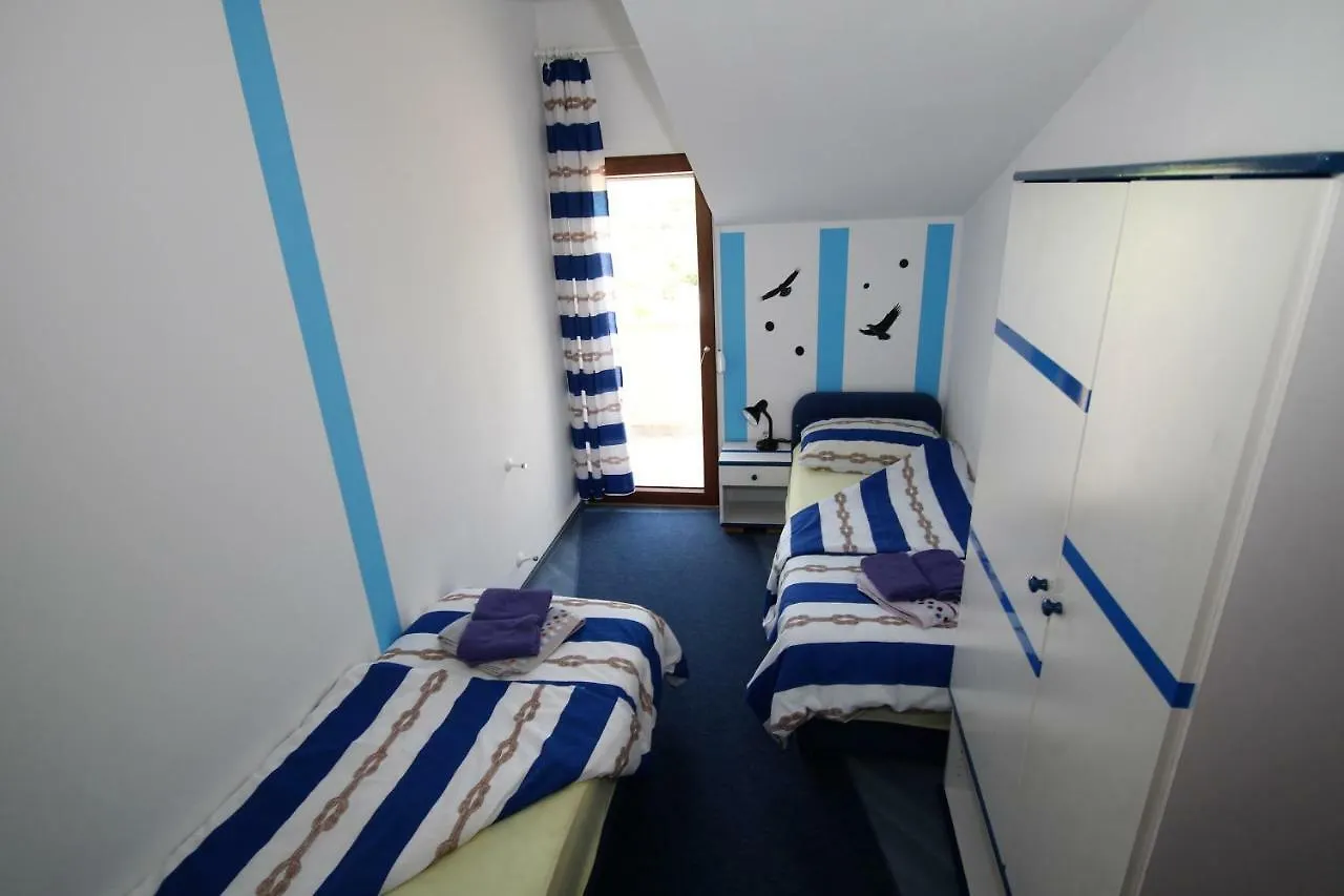 Apartments Sersic Baška 0*,  Chorwacja